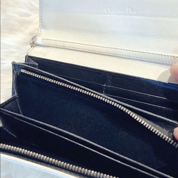 Dior - (Authentic) Leather Wallet on Chain - Picture 5 of 10